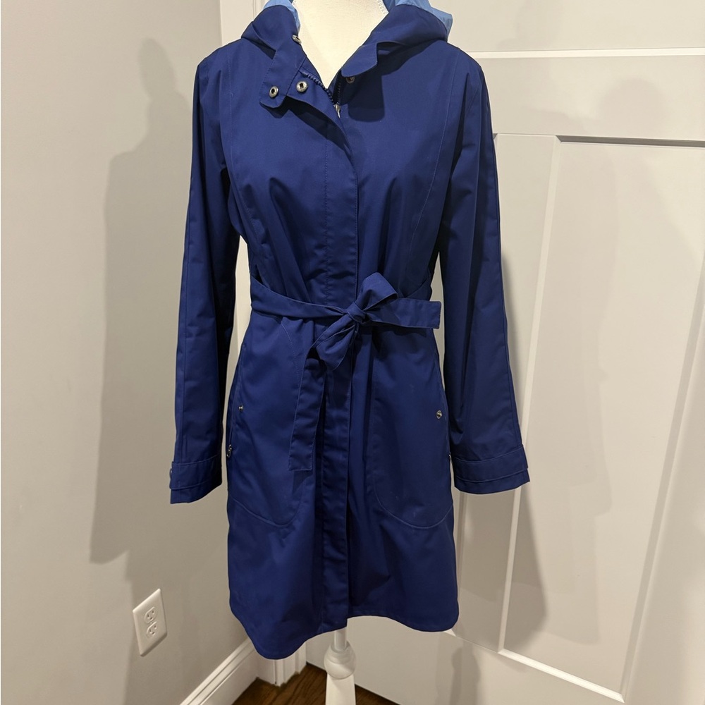 Blue Waterproof Patagonia Trench Coat with Tie Belt and Lapels, Size S